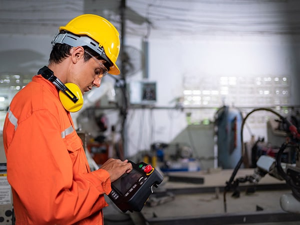 diventare-industria-40-energia-macchine-tecnologie diventare-industria-40-energia-macchine-tecnologie